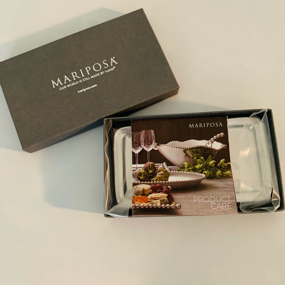 Statement tray
